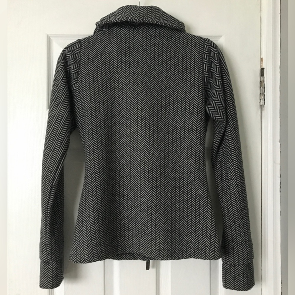 Bench Chevron Patterned Shacket - Picture 3 of 3
